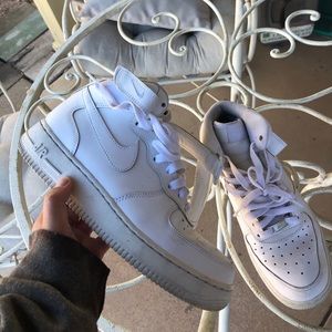 Womens Nike Air Force 1 ‘07 High Top